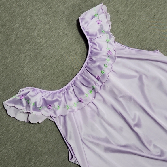 Vintage Ruffle Satin Floral Embroidered Lingerie Chemise Nightgown Slip Dress - Picture 4 of 10